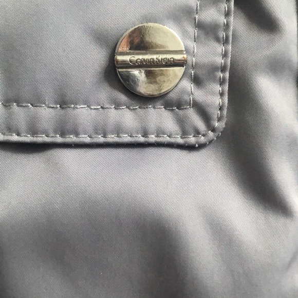 Calvin Klein lightweight grey rain jacket - Picture 2 of 10